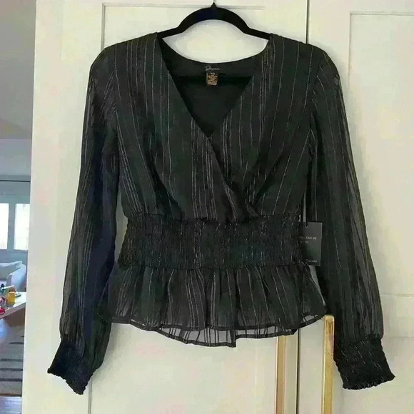 NWT Japan Black and Silver V-neck faux wrap top, size XS - Picture 1 of 5